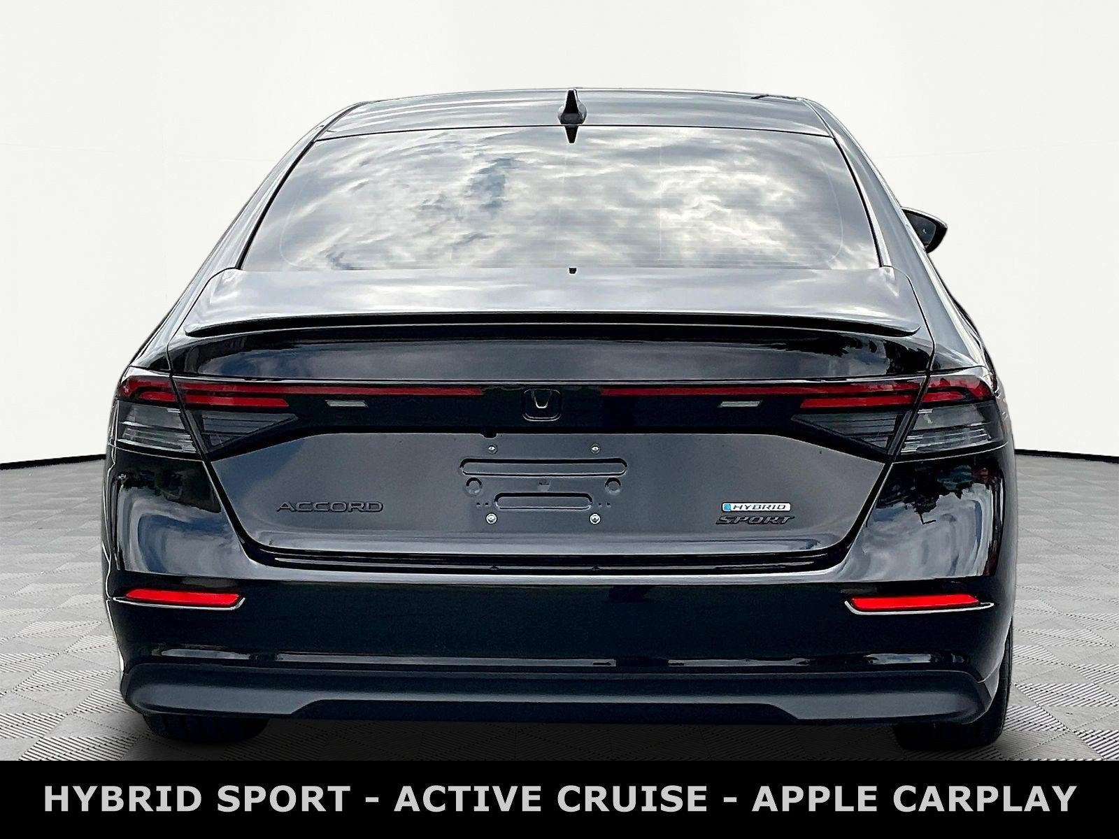 Used 2024 Honda Accord Sport image 5