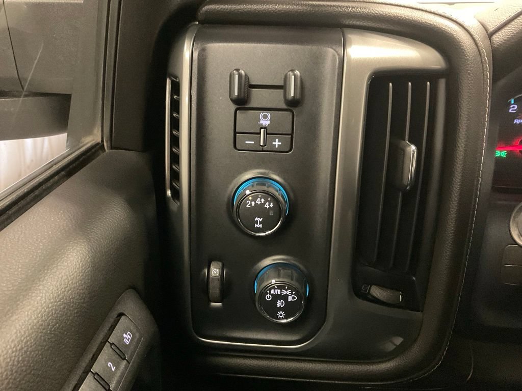 Used 2019 Chevrolet Silverado 2500 LTZ w/ Duramax Plus Package AWD/4WD image 20