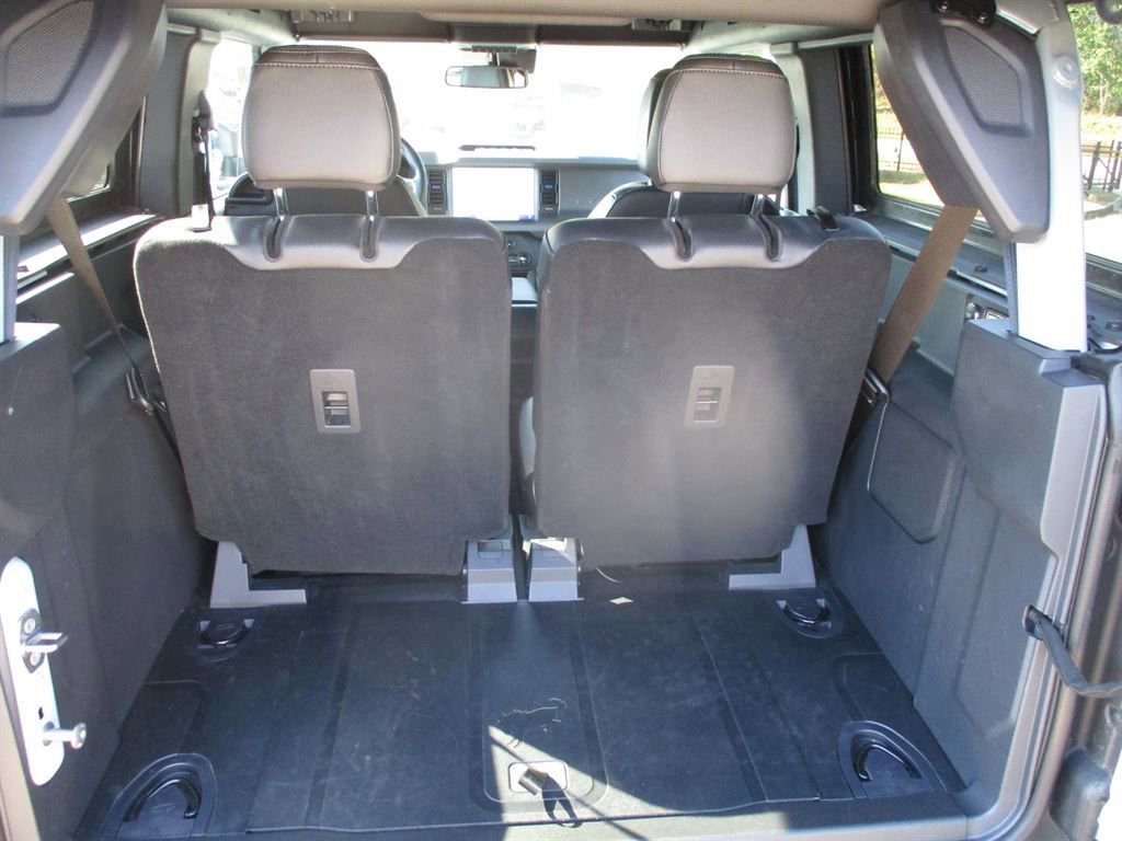 Used 2024 Ford Bronco Black Diamond w/ Sasquatch Package image 4