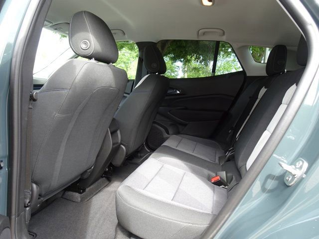 New 2026 Chevrolet Trax LS w/ LS Convenience Package FWD image 7