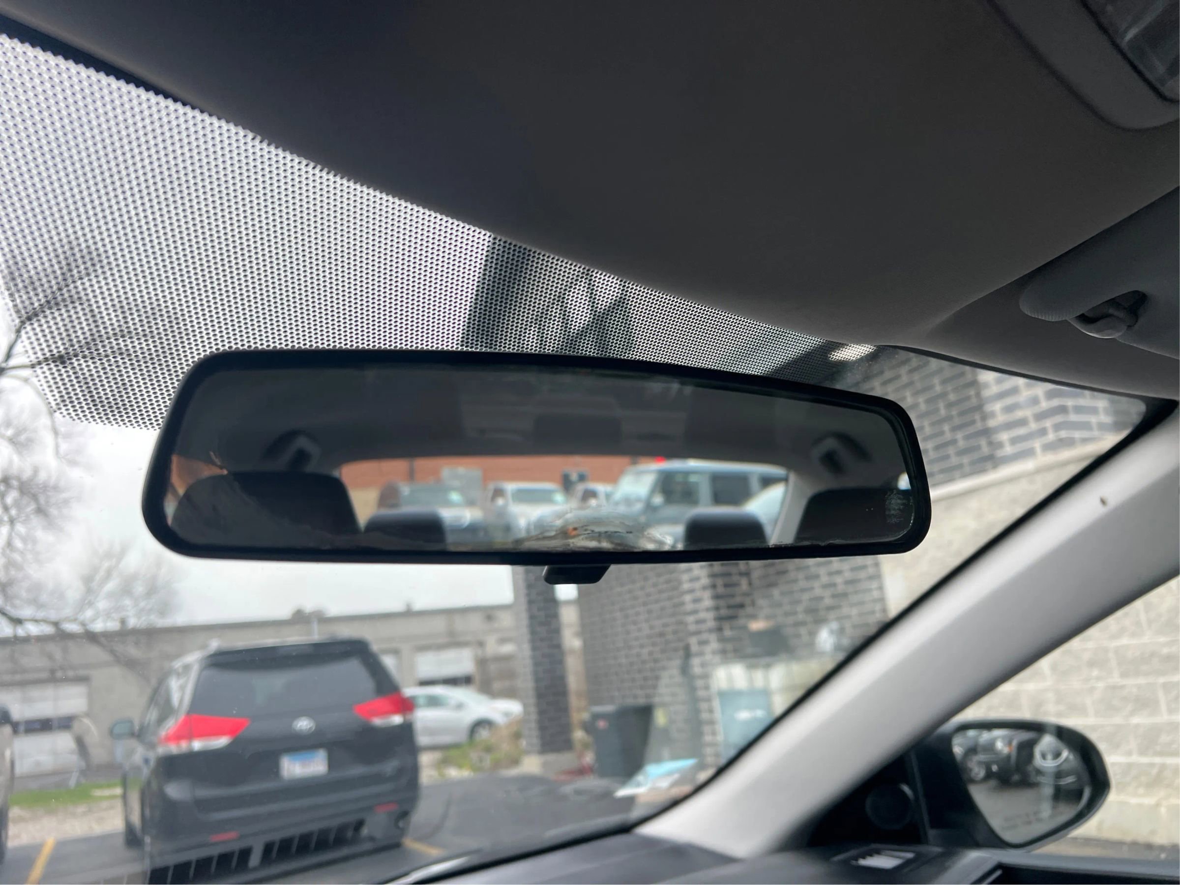 Used 2015 Toyota Corolla LE image 17