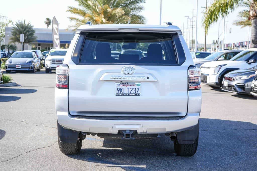 Used 2022 Toyota 4Runner SR5 AWD/4WD image 7