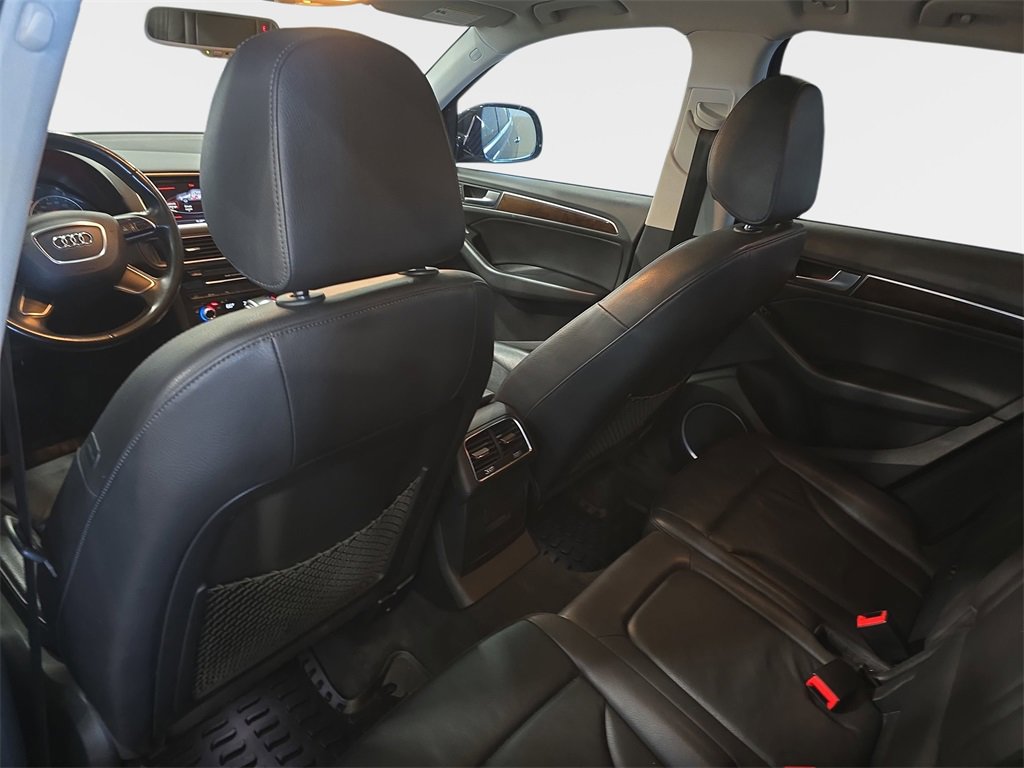 Used 2017 Audi Q5 2.0T Premium Plus w/ Technology Package image 13