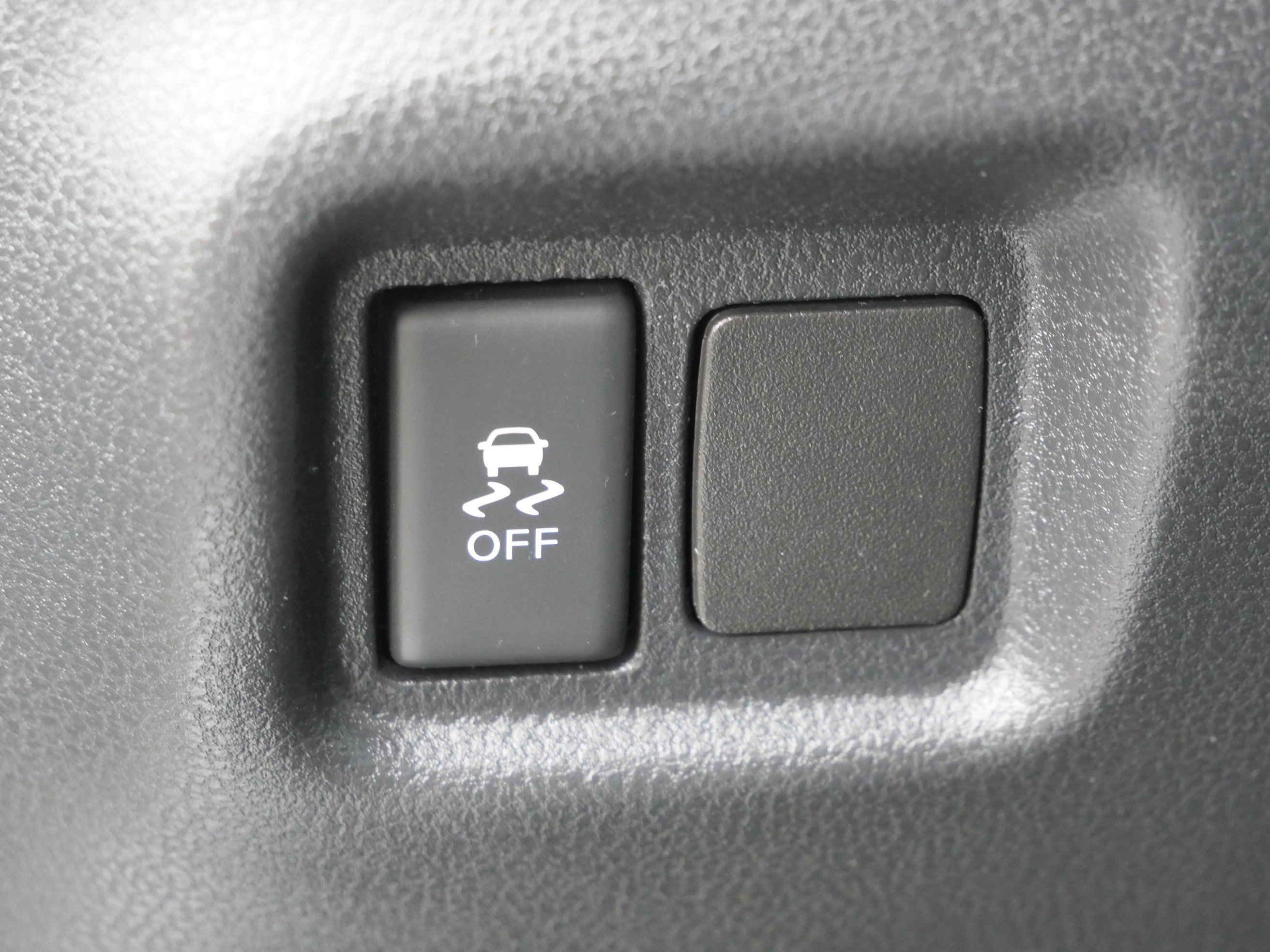 Used 2016 Nissan Versa Note SV image 22