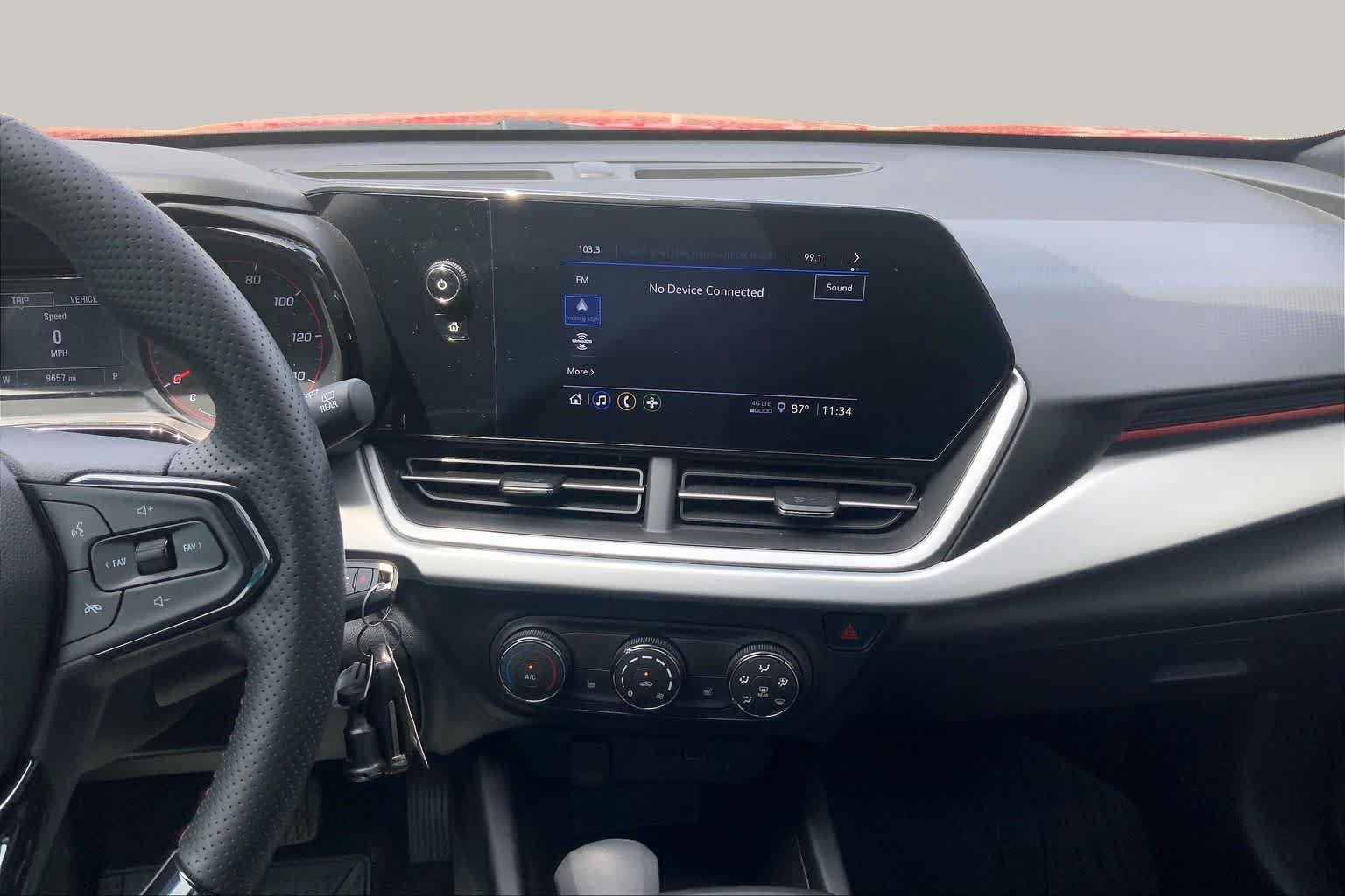 Used 2026 Chevrolet Trax RS w/ Sunroof Package FWD image 6