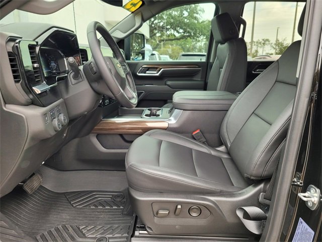 Used 2025 Chevrolet Silverado 2500 LT w/ All Star Edition image 11