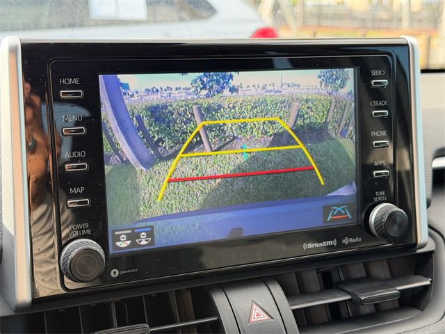 Used 2021 Toyota RAV4 XLE image 20