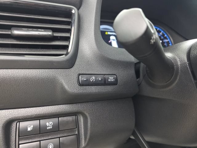 Used 2025 Nissan Leaf S FWD image 29