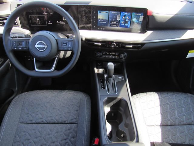 New 2026 Nissan Kicks SV w/ SV Premium Package FWD image 15