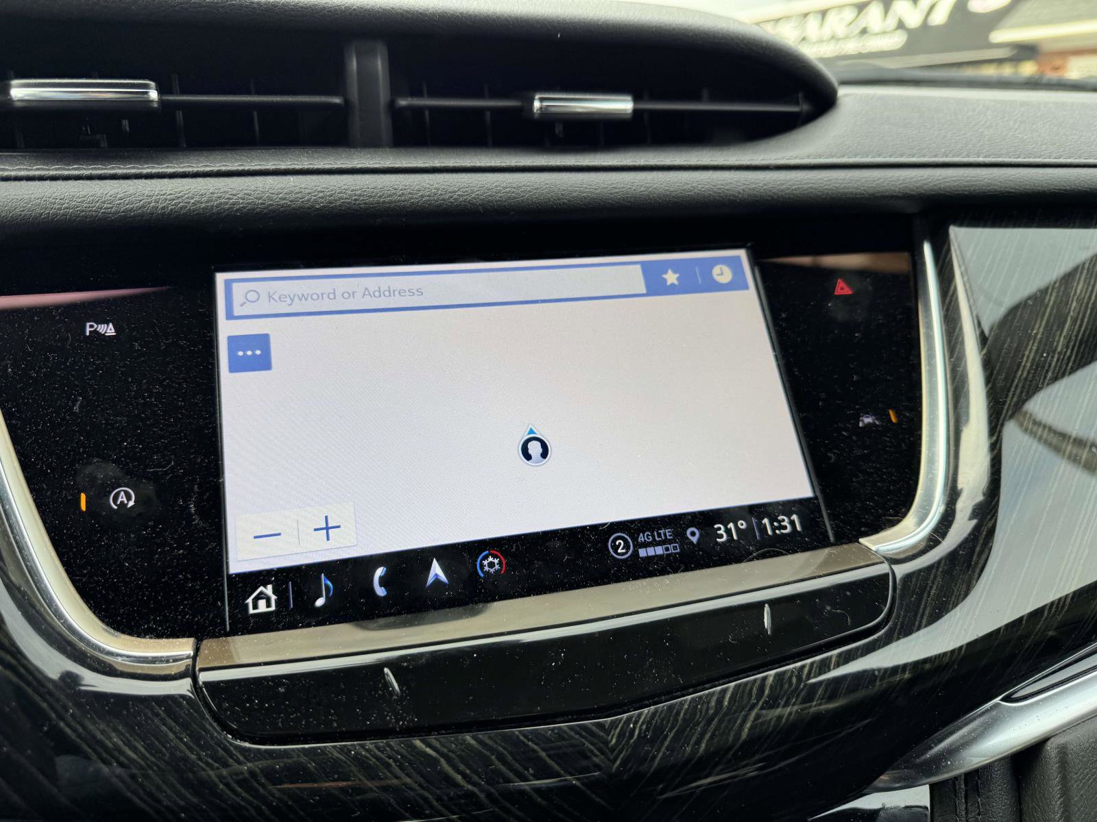 Used 2022 Cadillac XT6 Premium Luxury image 15