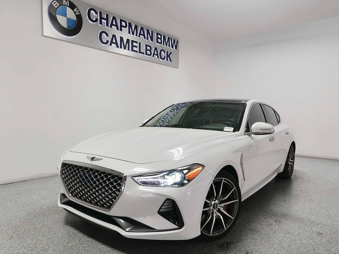 Used 2021 Genesis G70 3.3T image 1