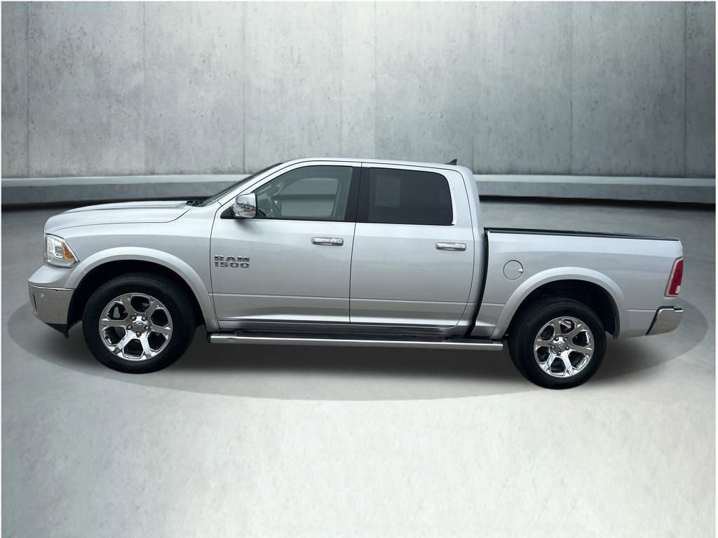 Used 2018 RAM 1500 Laramie w/ Convenience Group AWD/4WD image 2