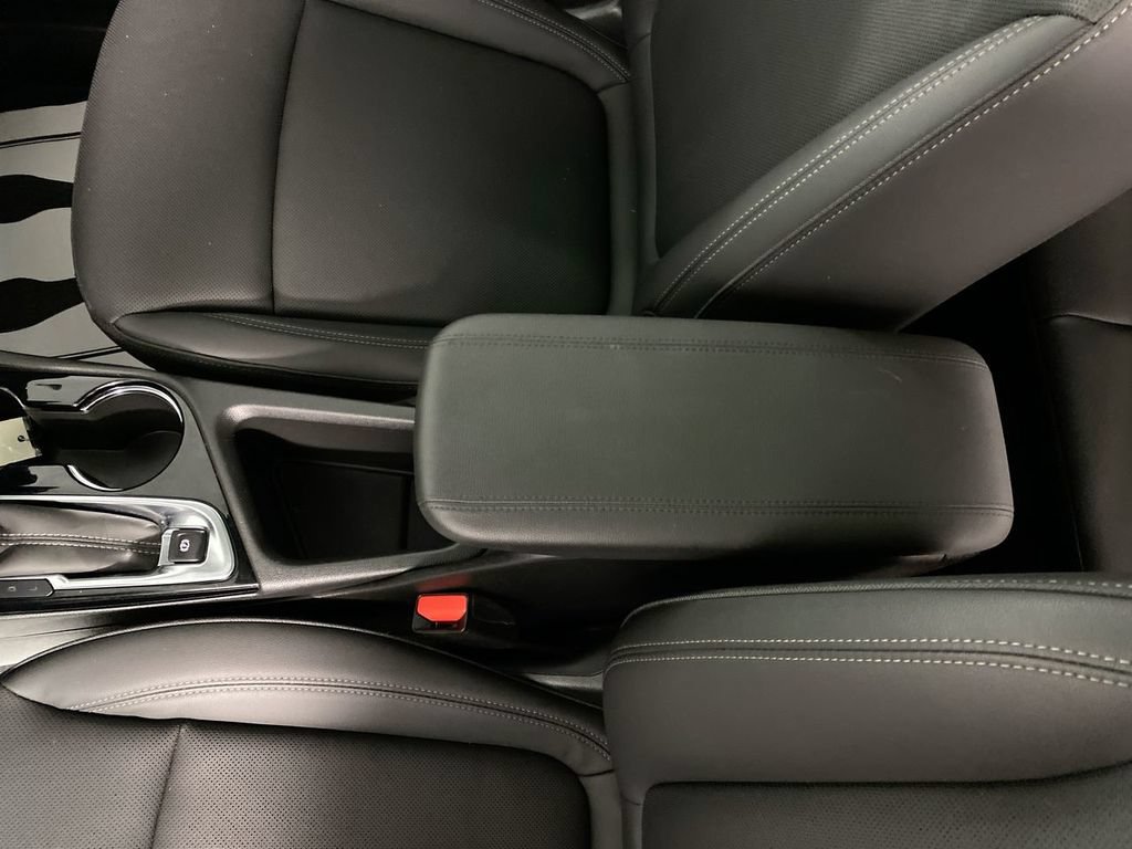 Certified 2024 Buick Encore GX Sport Touring w/ Experience Buick Package FWD image 20