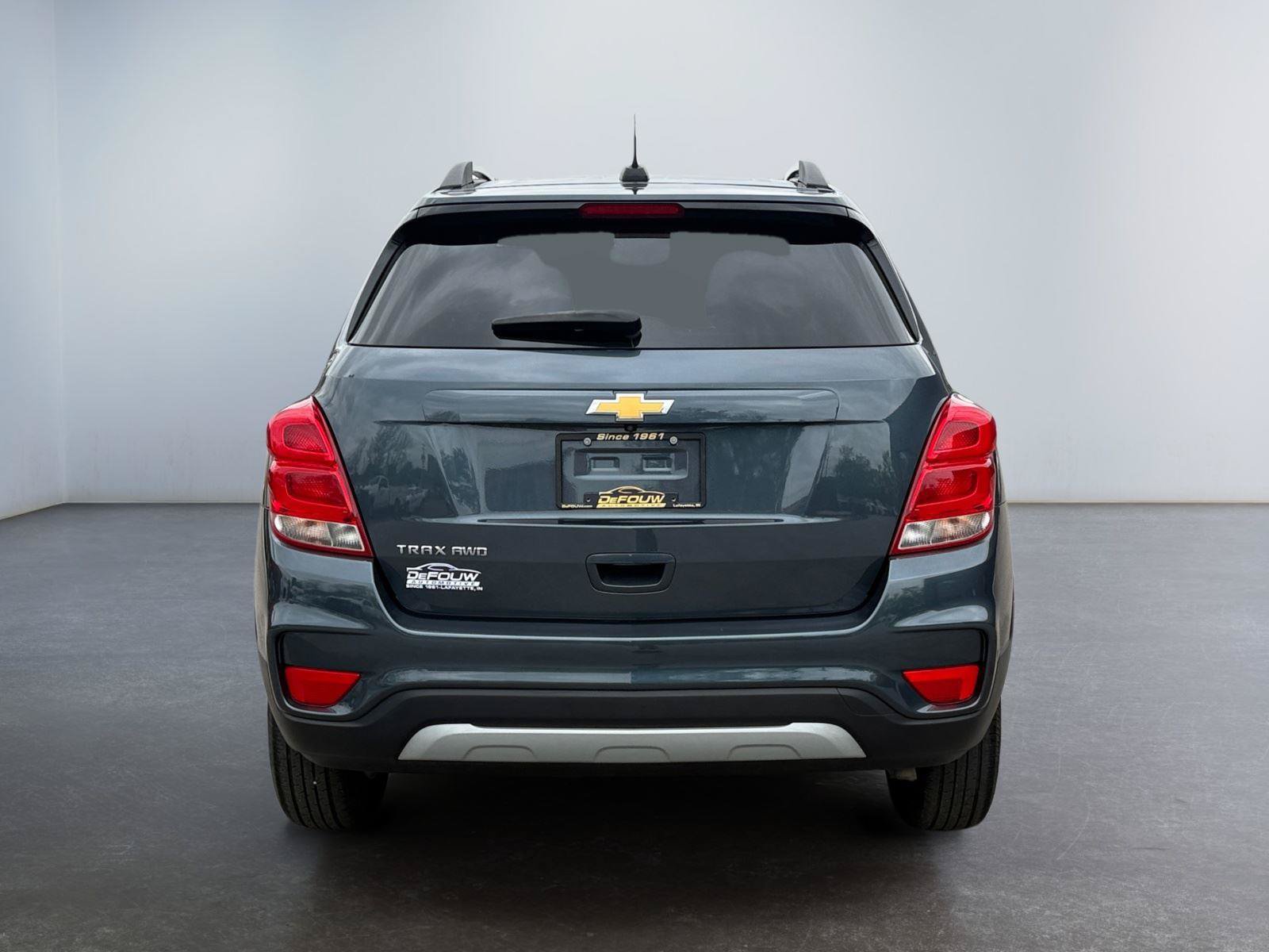 Used 2022 Chevrolet Trax LT w/ LT Convenience Package AWD/4WD image 4