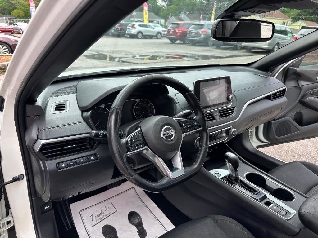 Used 2019 Nissan Altima 2.5 SV FWD image 25