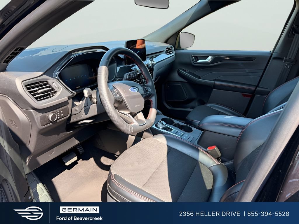 Used 2025 Ford Escape ST-Line AWD/4WD image 16