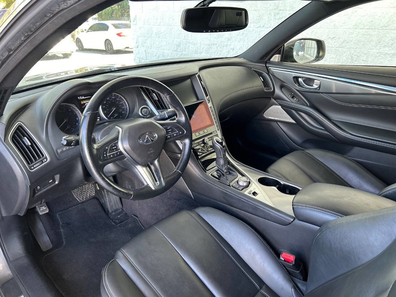 Used 2017 INFINITI Q60 3.0t w/ Cargo Package image 16