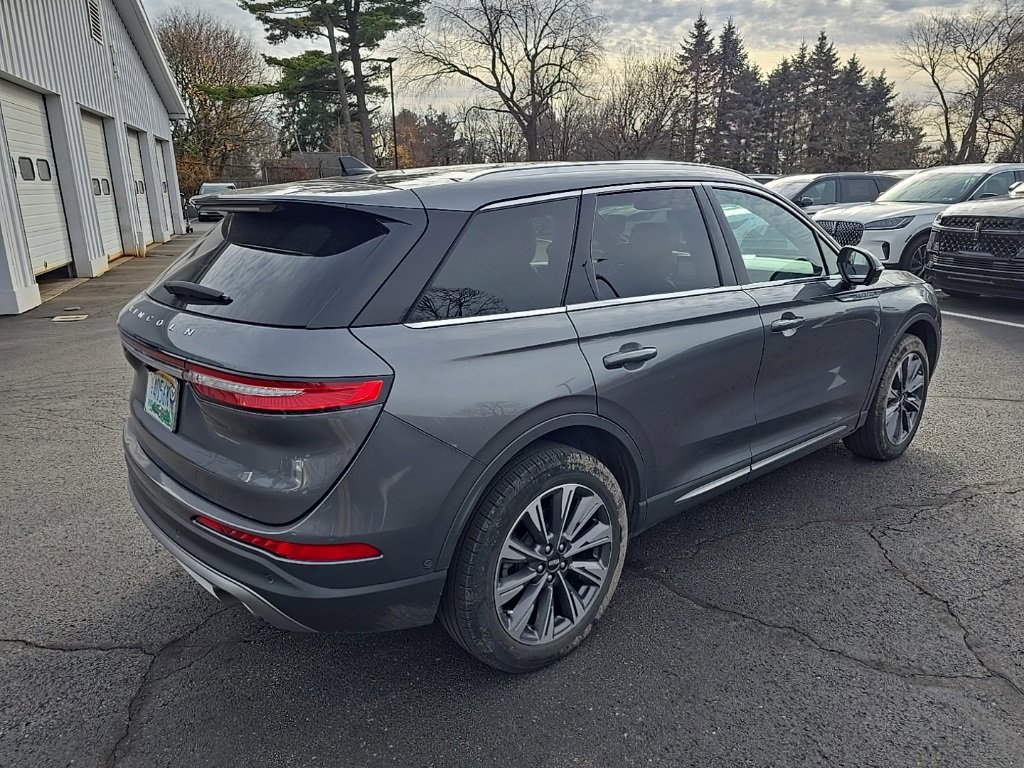 Used 2021 Lincoln Corsair Reserve image 4