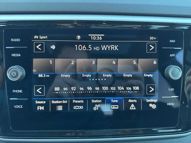 Used 2023 Volkswagen Atlas SEL R-Line image 16