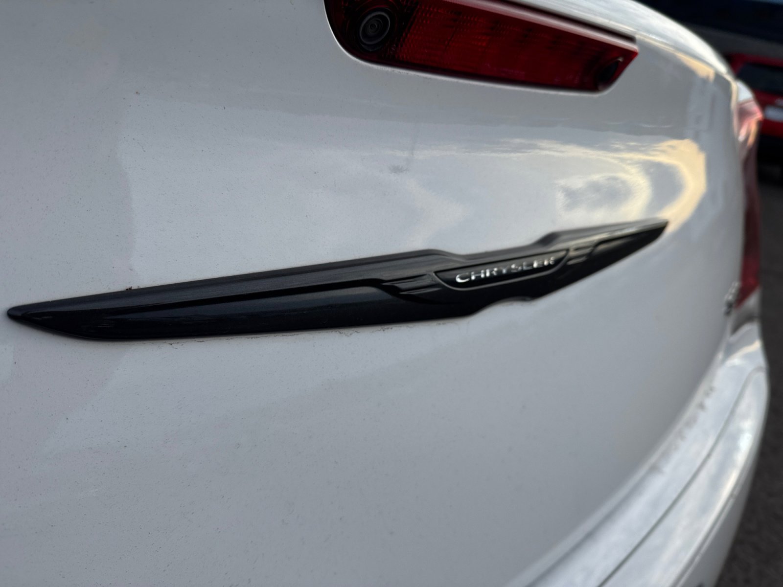 Used 2023 Chrysler 300 Touring w/ Sport Appearance Package image 28