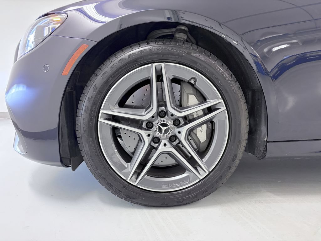 Used 2023 Mercedes-Benz E 350 4MATIC Sedan image 11