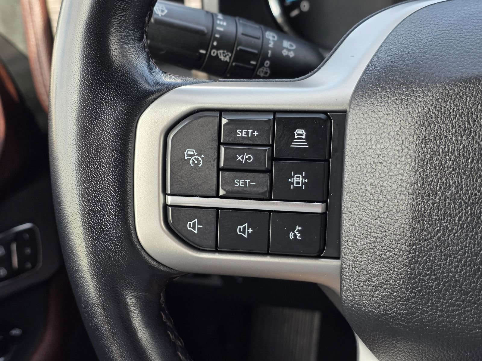 Used 2023 Ford Expedition Max Limited image 34