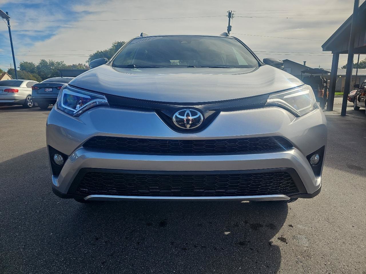 Used 2017 Toyota RAV4 SE AWD/4WD image 8