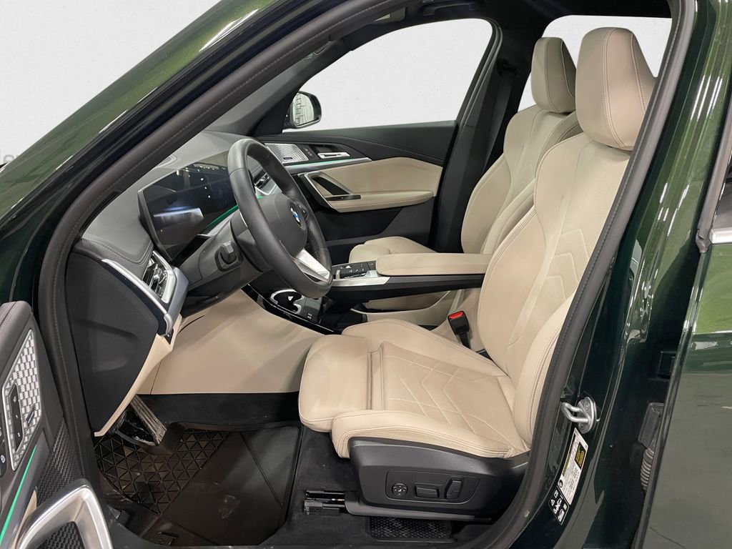 Certified 2025 BMW X1 xDrive28i w/ Premium Package AWD/4WD image 9
