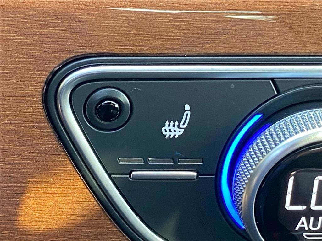 Used 2023 Audi A4 2.0T Premium w/ Convenience Package AWD/4WD image 16