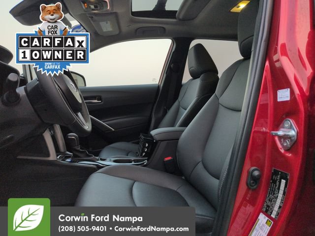 Used 2025 Toyota Corolla Cross XLE AWD/4WD image 23