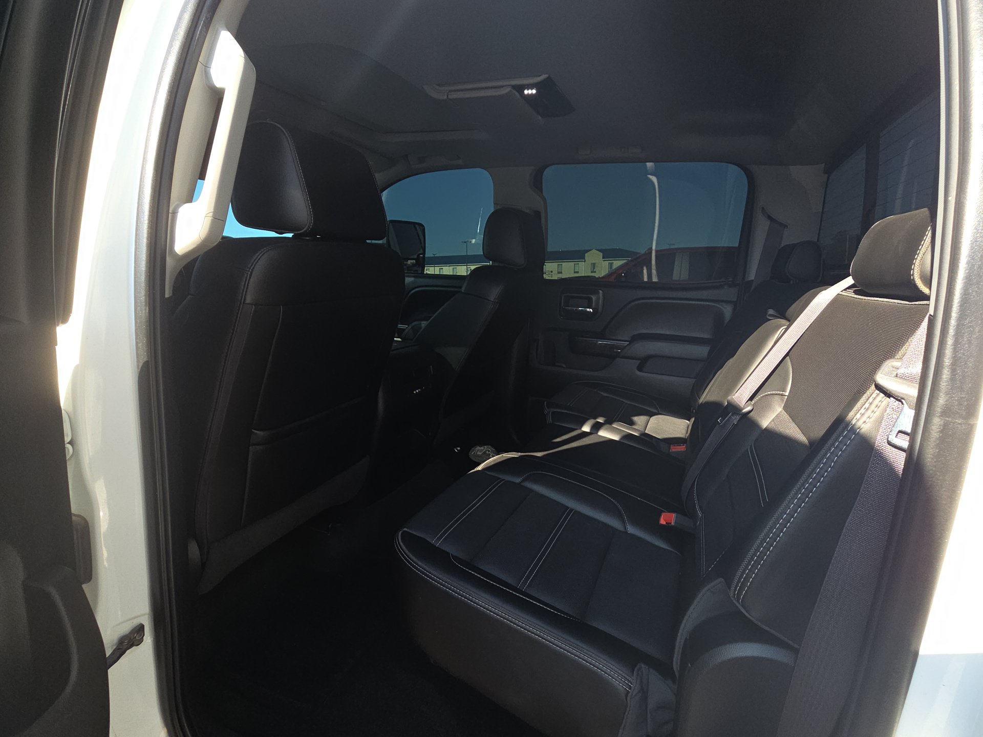 Used 2016 GMC Sierra 2500 Denali w/ Duramax Plus Package AWD/4WD image 12