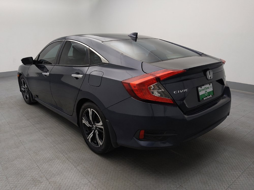 Used 2017 Honda Civic Touring image 5