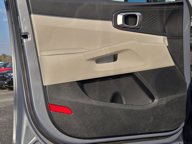 Used 2025 Kia Sorento S w/ Panoramic Sunroof Package FWD image 22