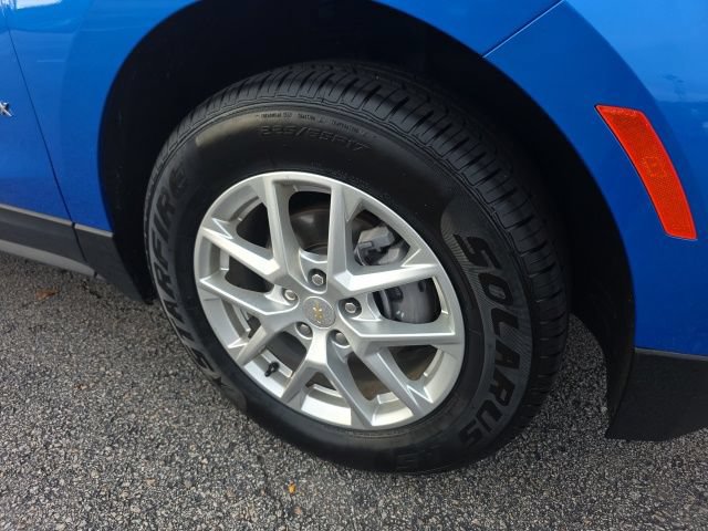 Used 2024 Chevrolet Equinox LT AWD/4WD image 9