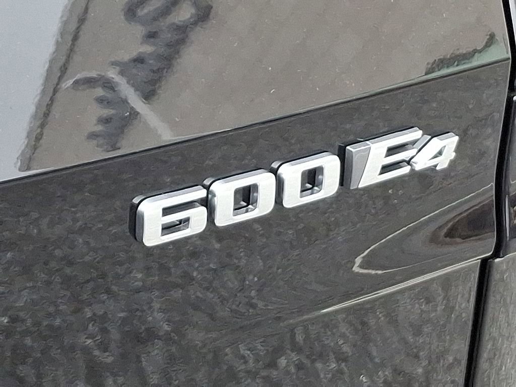 New 2025 Cadillac Lyriq Luxury image 12