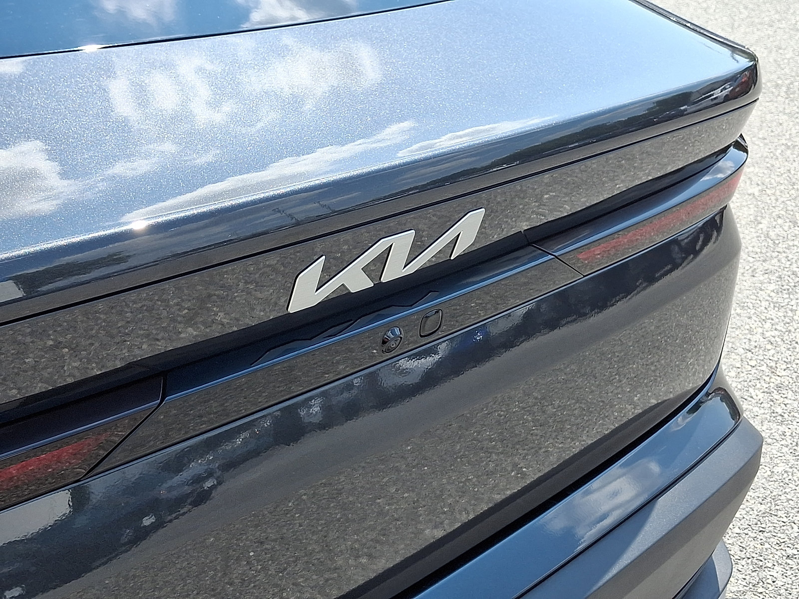 Certified 2025 Kia K4 EX FWD image 30