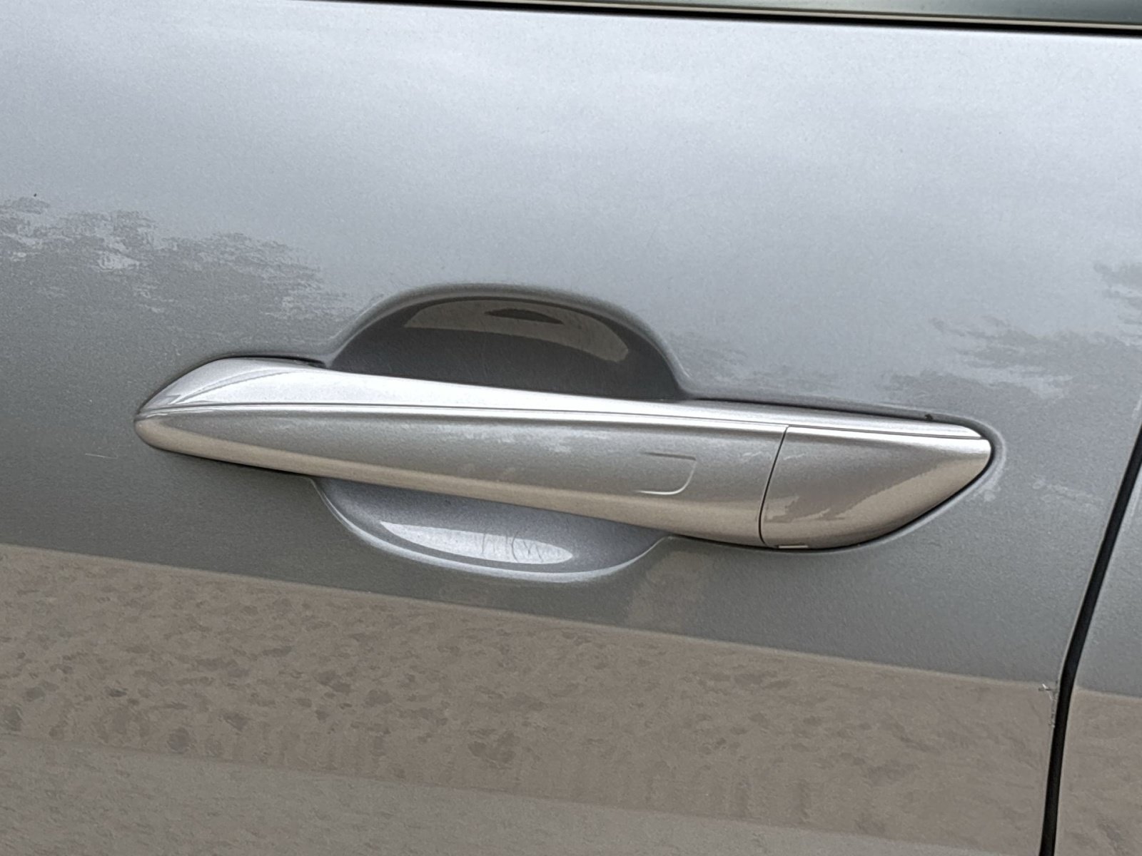 Used 2023 Hyundai Elantra Limited w/ Cargo Package FWD image 15