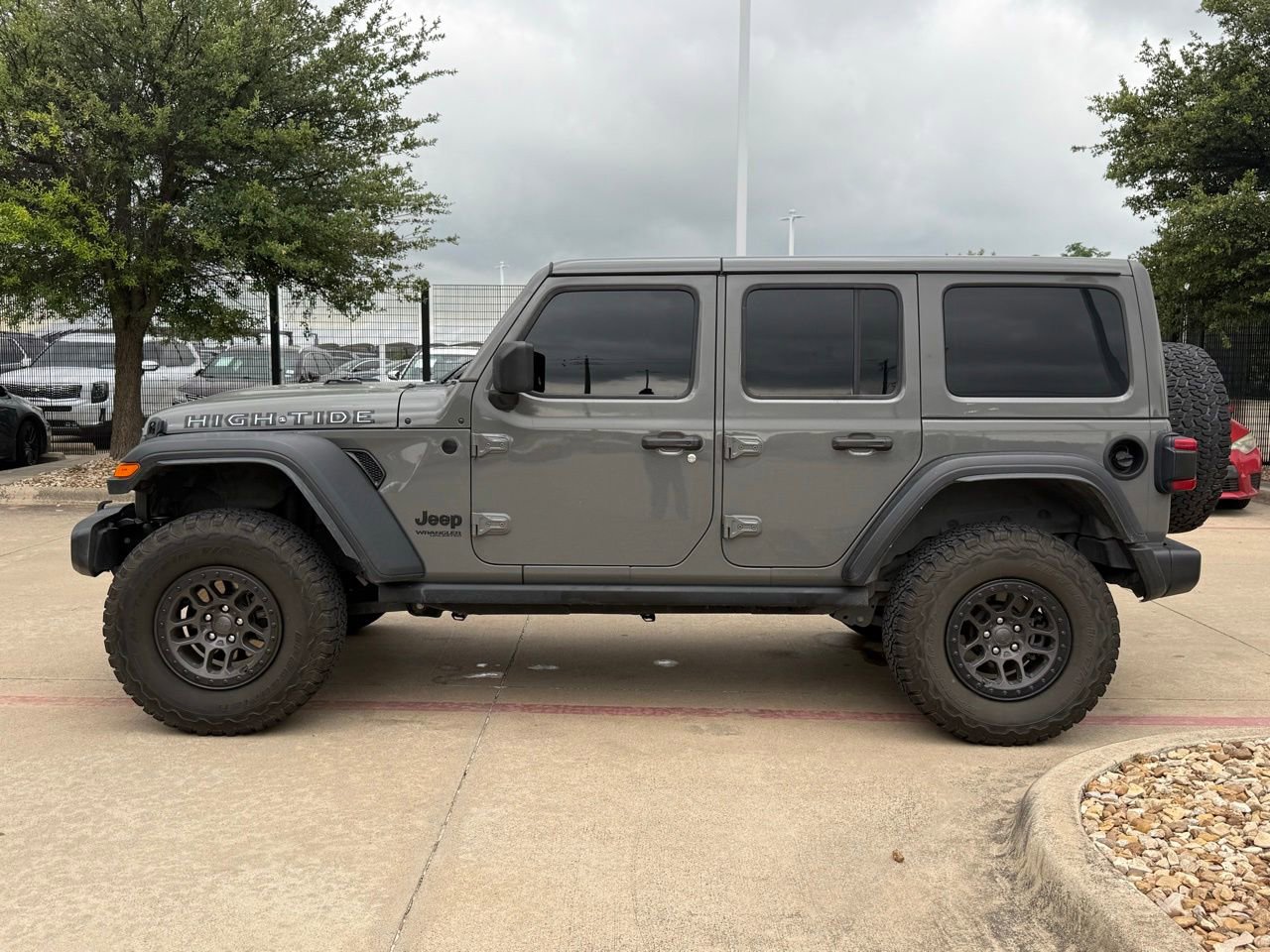 Used 2022 Jeep Wrangler Unlimited Sport AWD/4WD image 3