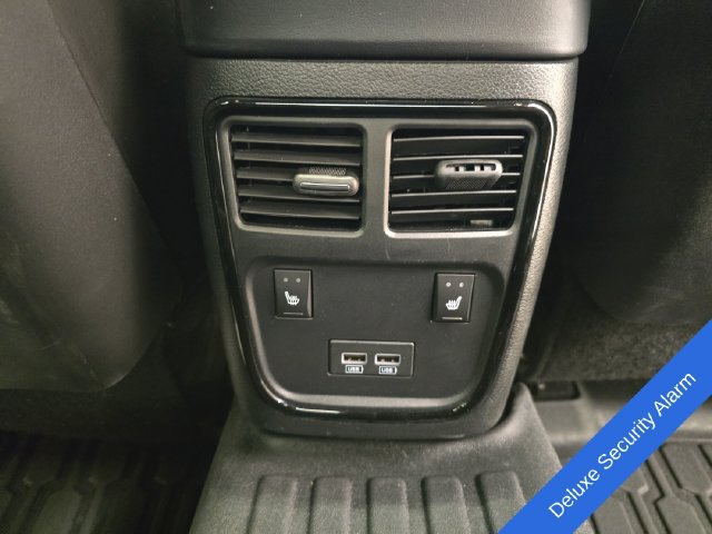 Used 2023 Chrysler 300 S w/ Comfort Group RWD image 13