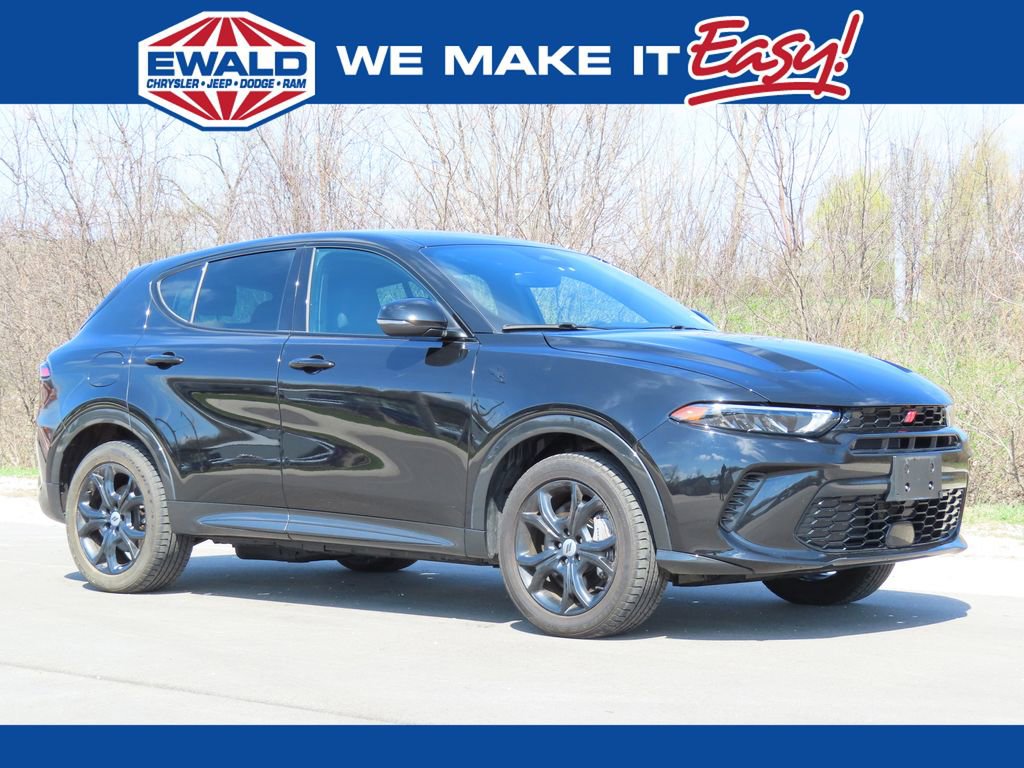 Used 2024 Dodge Hornet R/T w/ R/T Blacktop Package image 1