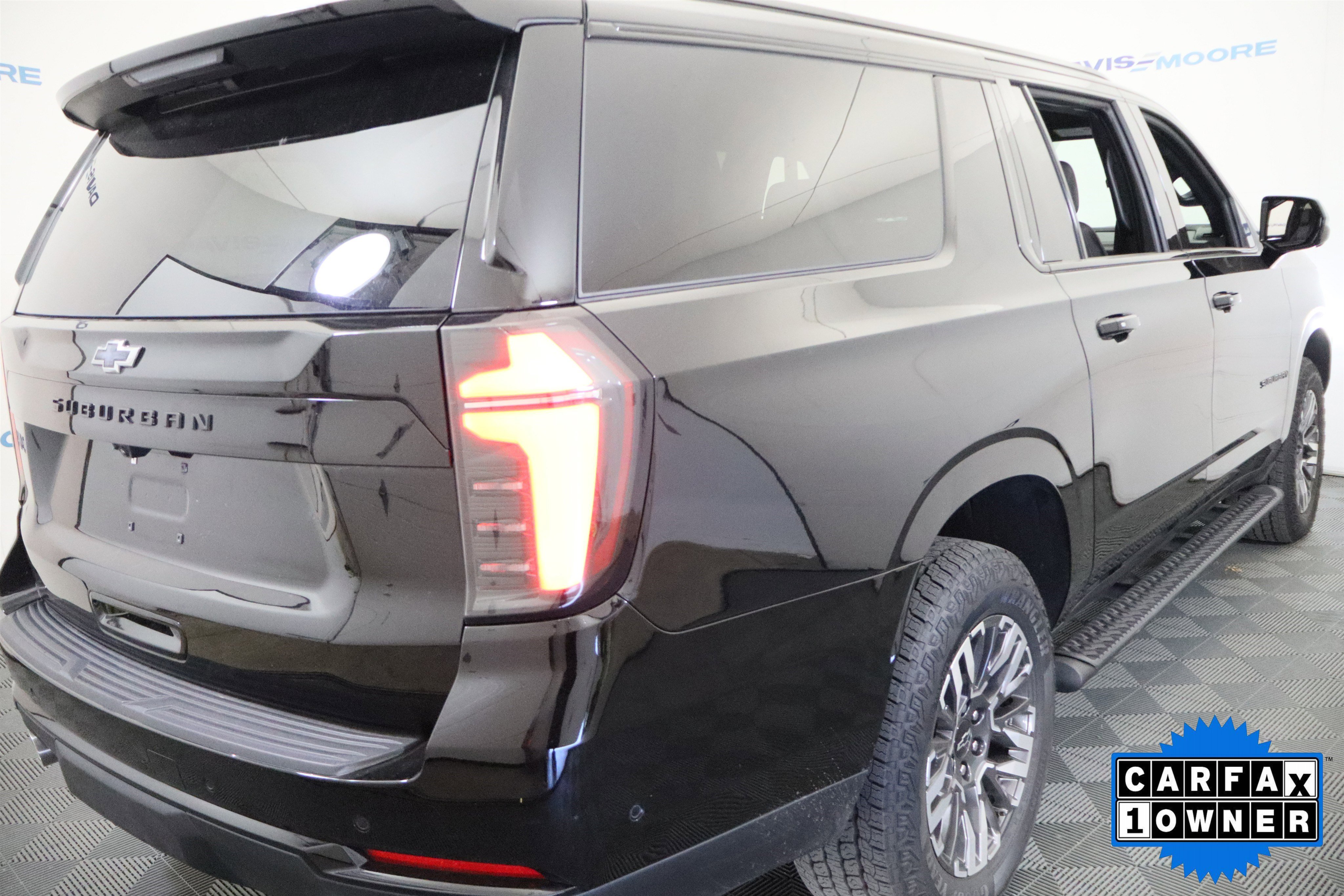 Used 2026 Chevrolet Suburban Z71 AWD/4WD image 6
