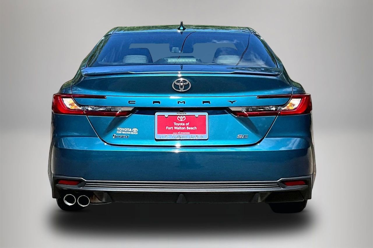 Used 2025 Toyota Camry SE w/ Convenience Package FWD image 6
