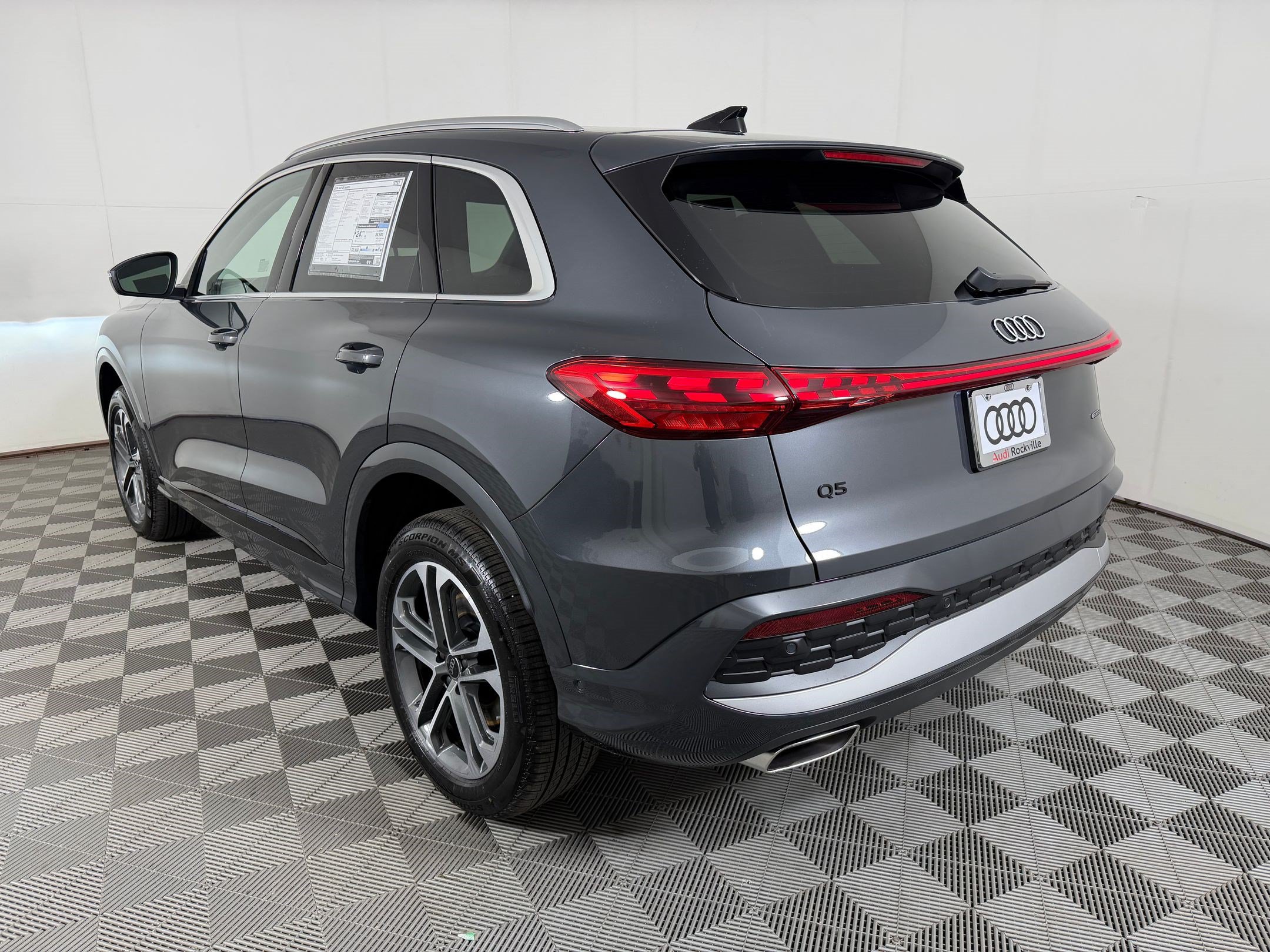 New 2026 Audi Q5 Premium AWD/4WD image 3