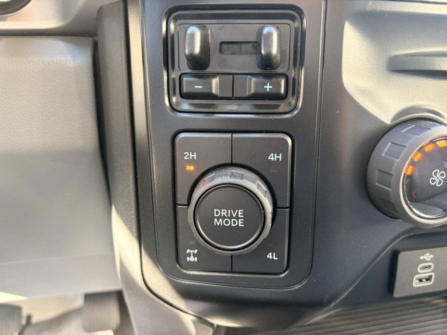 New 2027 Ford F250 XL w/ XL Off-Road 33" Tire Package AWD/4WD image 20