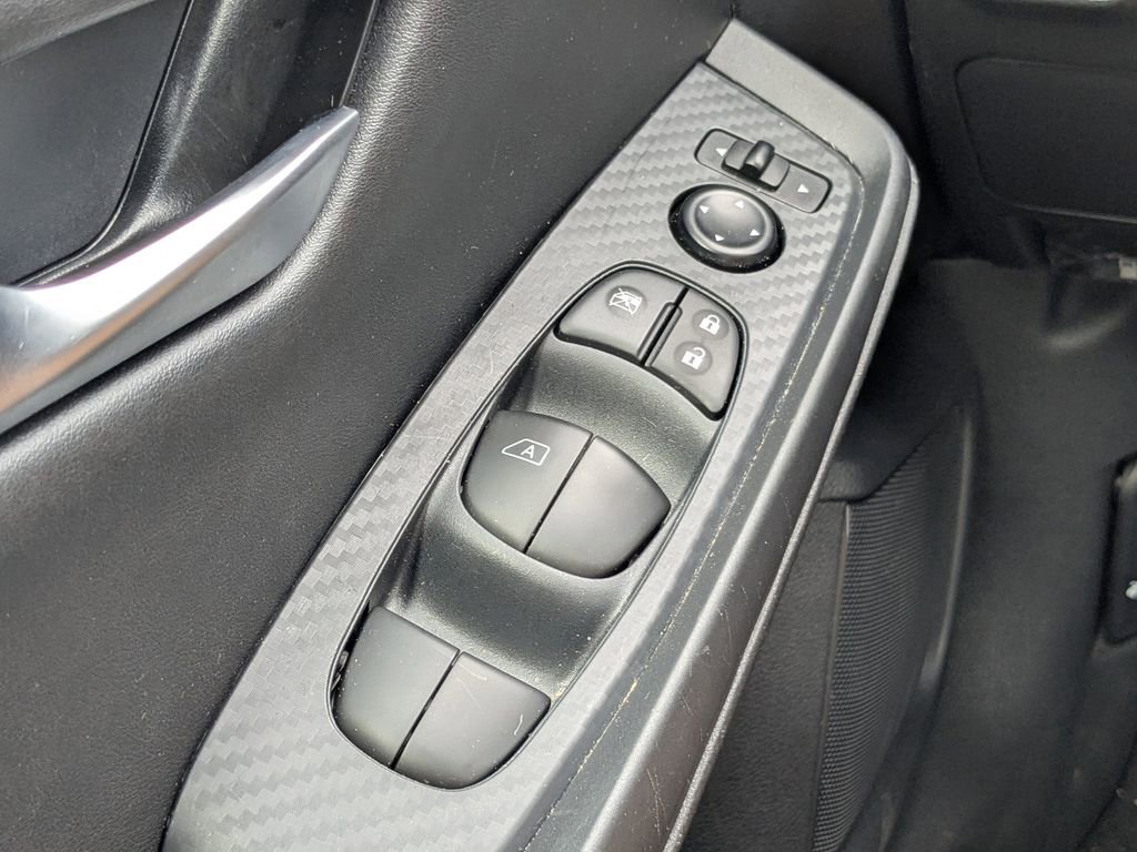 Used 2024 Nissan Sentra SV image 22