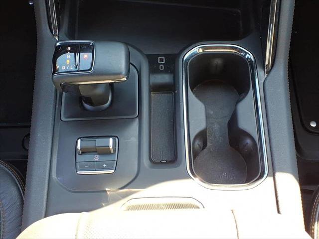Used 2023 GMC Sierra 1500 AT4 AWD/4WD image 13