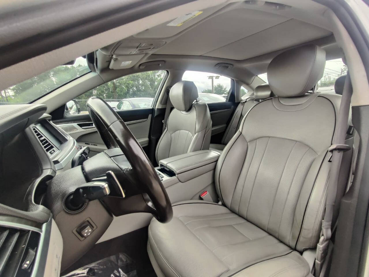 Used 2018 Genesis G80 3.8 w/ Option Group 03 AWD/4WD image 7