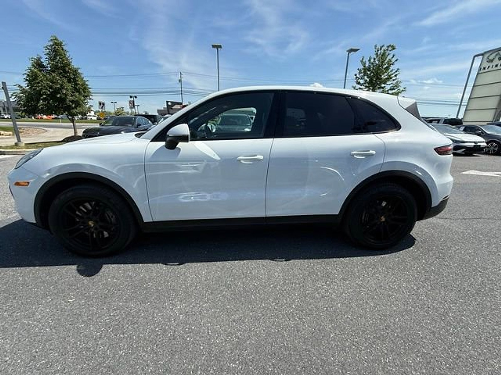 Used 2021 Porsche Cayenne AWD/4WD image 7
