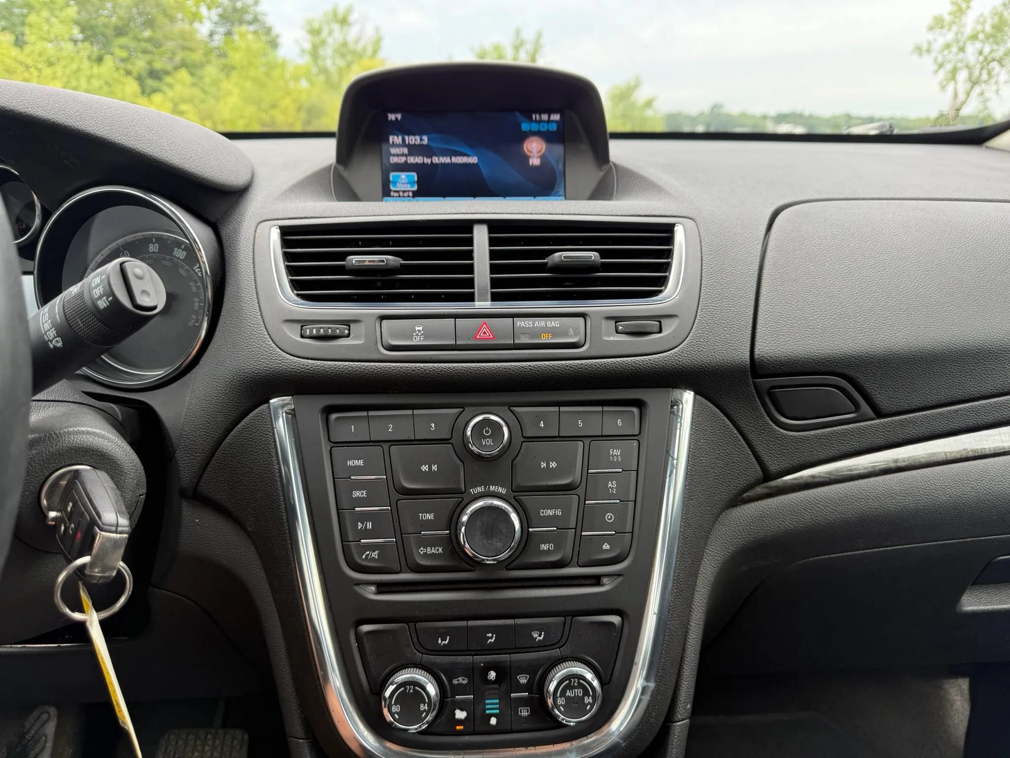 Used 2014 Buick Encore Convenience AWD/4WD image 17