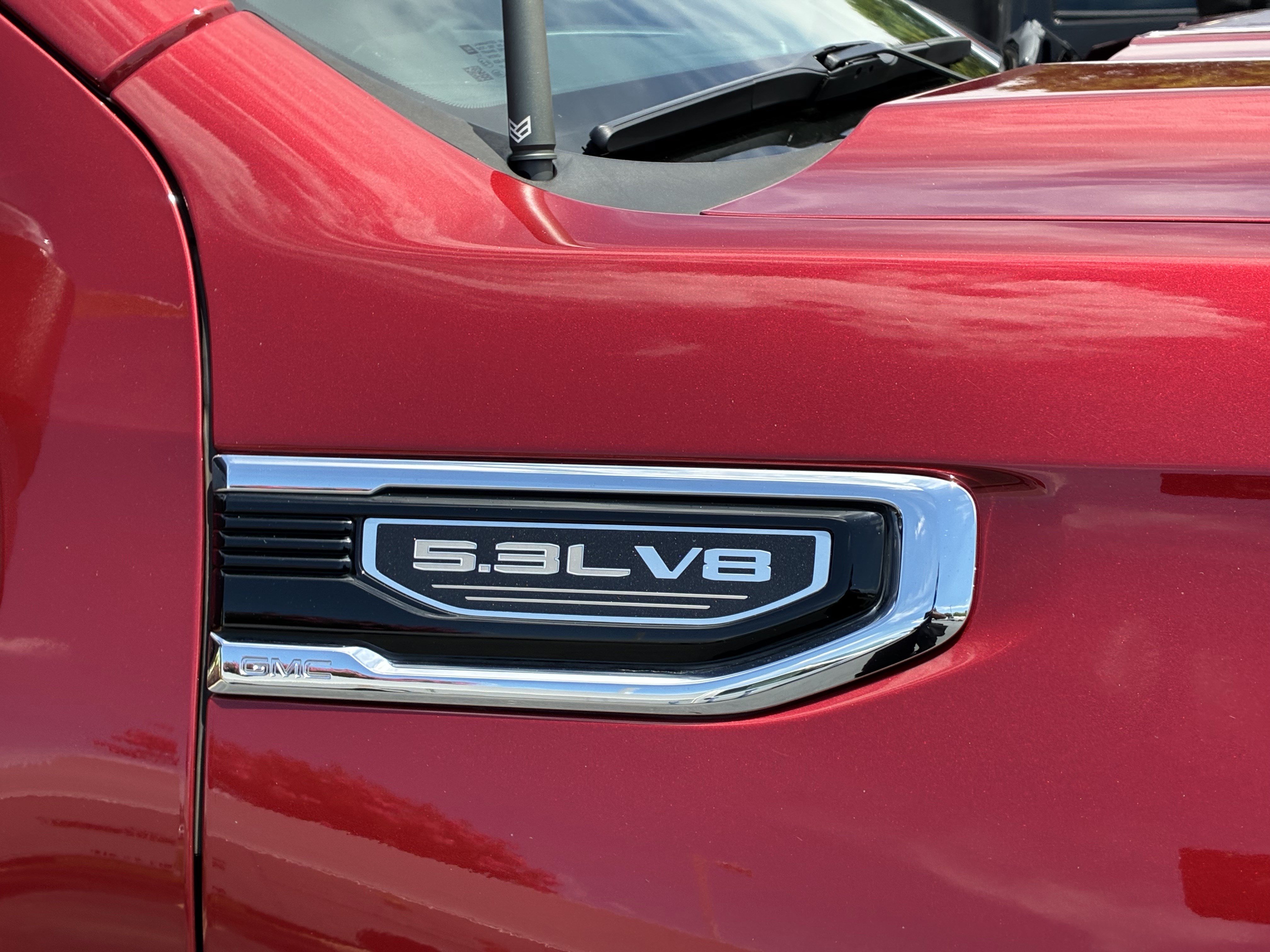 Used 2019 GMC Sierra 1500 SLT w/ SLT Premium Package AWD/4WD image 8